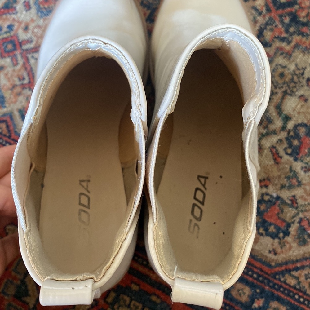 Bone Booties - Picture 4 of 7